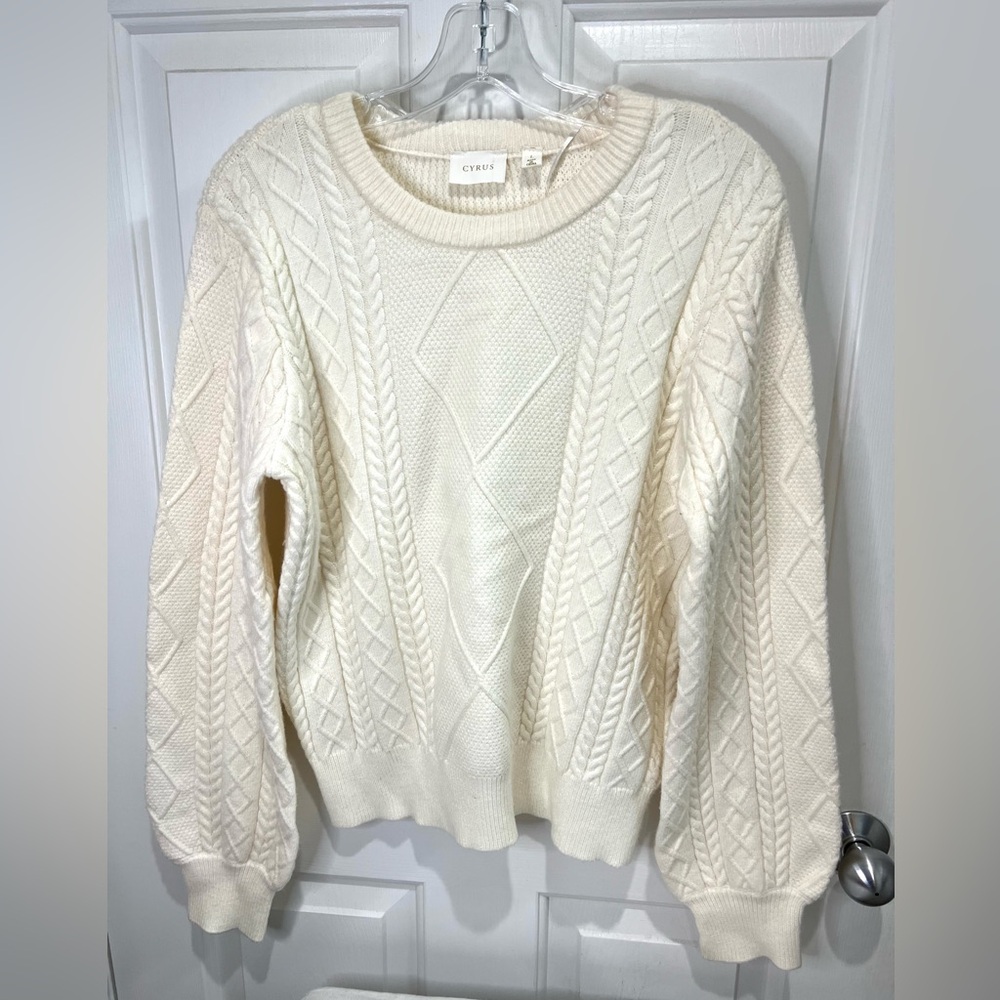 Cyrus cream color multi stitch knit pullover sweater rayon poly nylon blend L